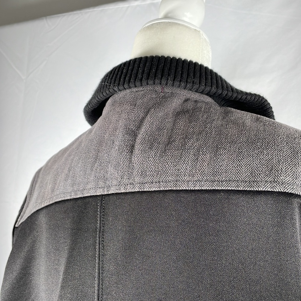 Puma Sports Jacket. - Picture 3 of 6